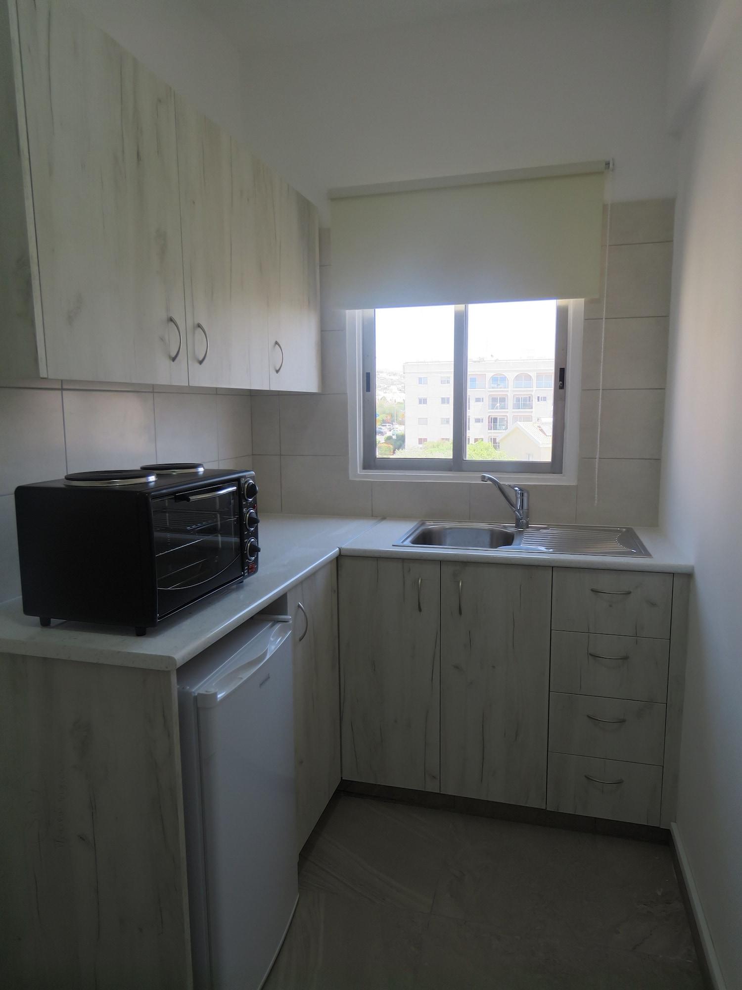 Polyxeni Hotel Apartments Limassol Ngoại thất bức ảnh