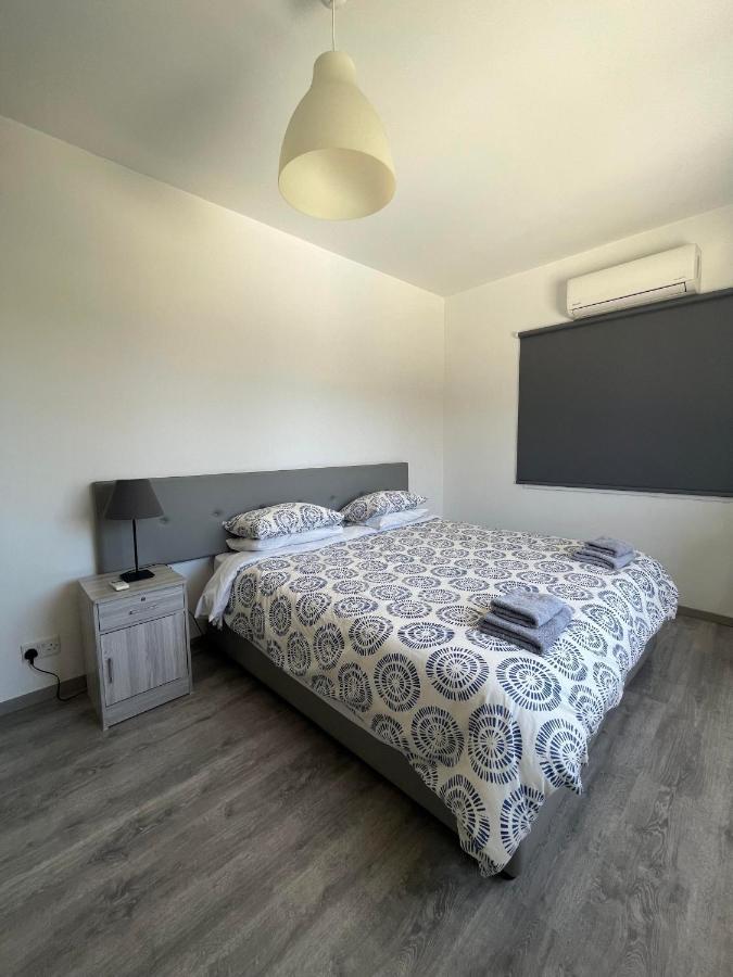 Polyxeni Hotel Apartments Limassol Ngoại thất bức ảnh