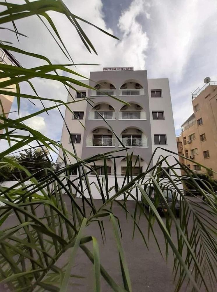Polyxeni Hotel Apartments Limassol Ngoại thất bức ảnh