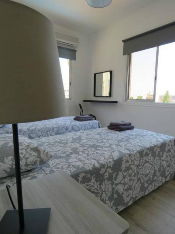 Polyxeni Hotel Apartments Limassol Ngoại thất bức ảnh